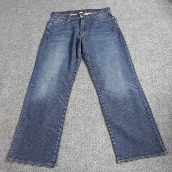 Lucky Brand Mens Jeans 34 x 30 Blue Classic Fit Zip Fly Cotton Blend Straight - Picture 1 of 11
